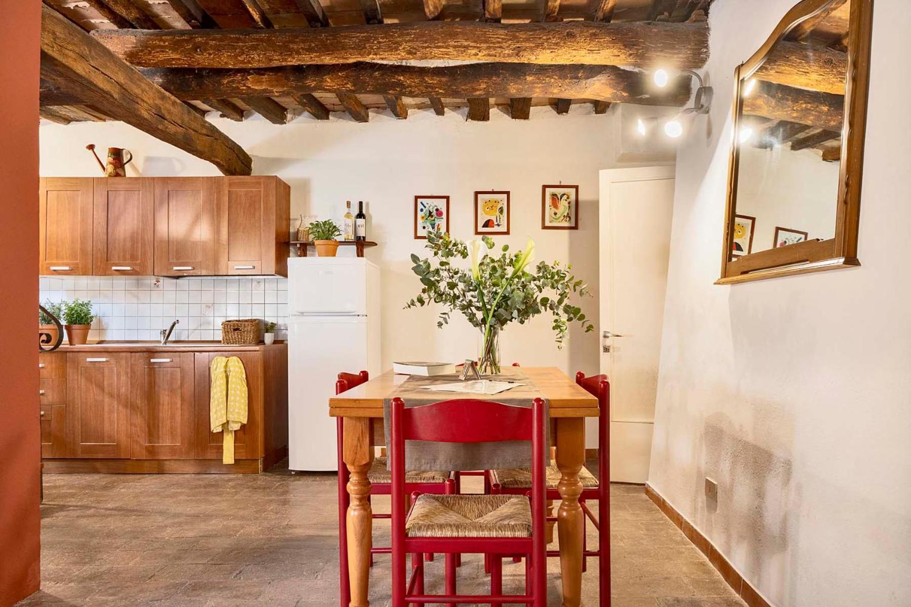 Agriturismo Tenuta Di Mensanello 콜레 발델사 외부 사진