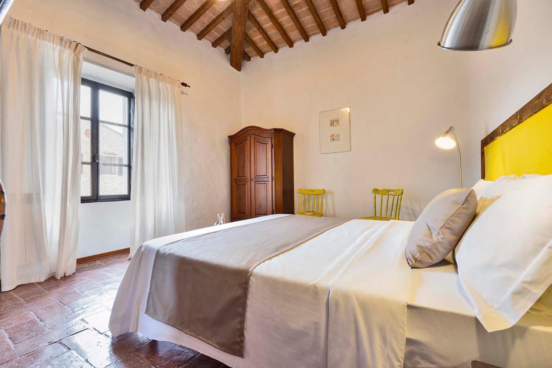 Agriturismo Tenuta Di Mensanello 콜레 발델사 외부 사진
